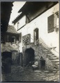 Innenhof im eh. Anwesen der Hunt von Saulheim. (Heute: Altes Schlösschen). Originalfotografie. Vorlage für eine Postkarte. Privatbesitz